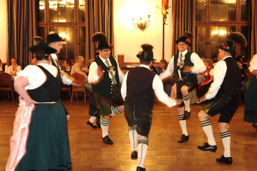 Trachtenverein im HB 29